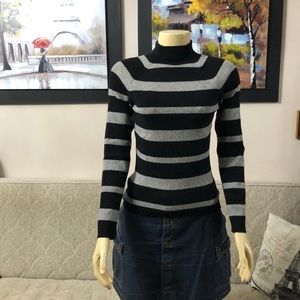 🌺NWT INC SWEATER SIZE S